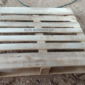 Hard wood pallet 4 way4